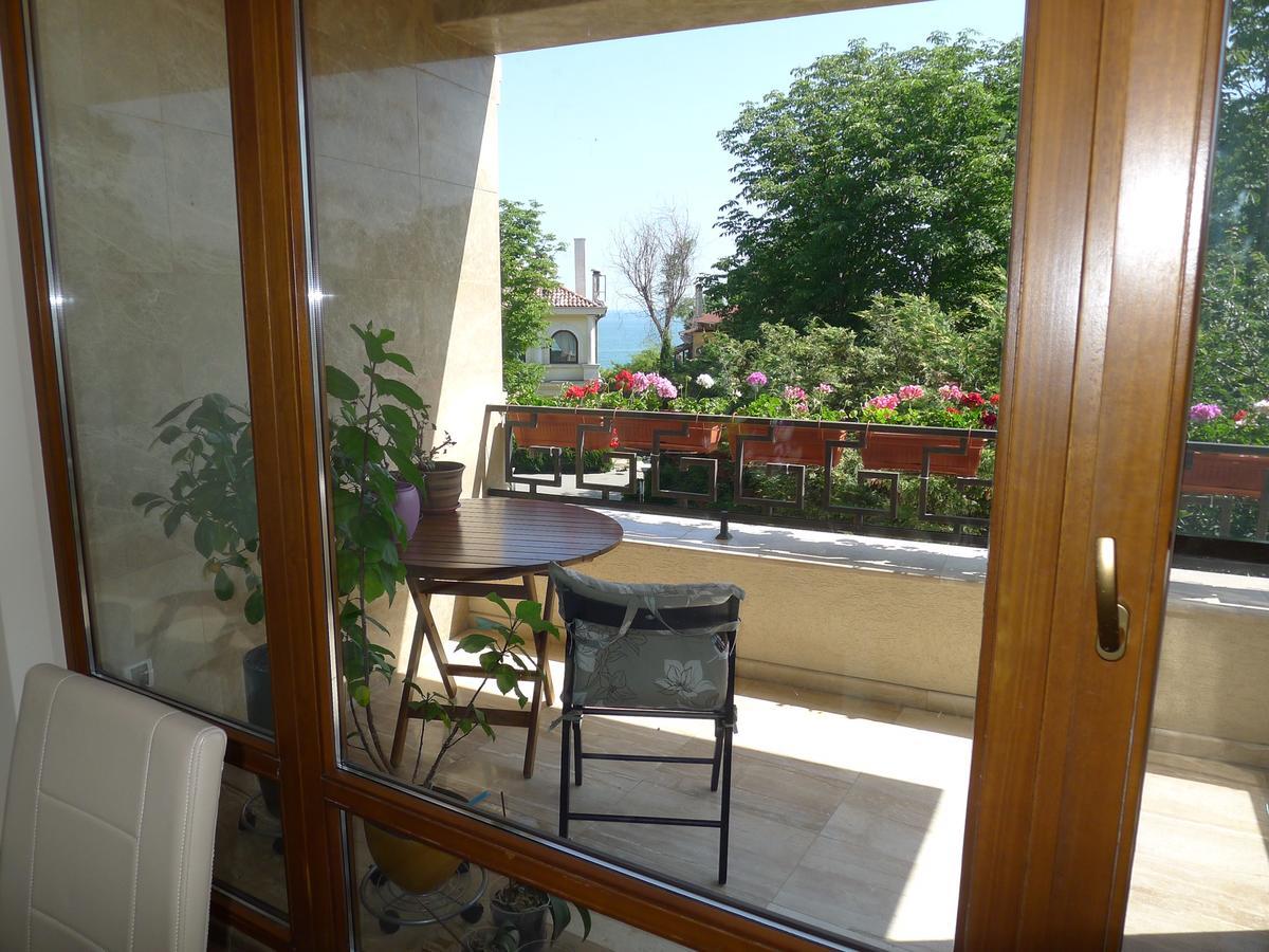 Sea Garden Lux Apartment Varna Extérieur photo