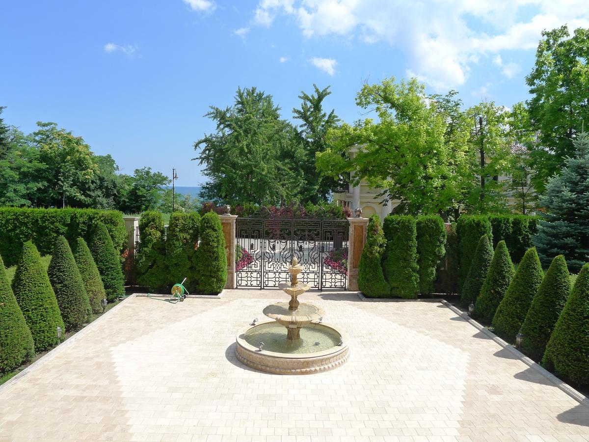 Sea Garden Lux Apartment Varna Extérieur photo